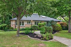 53 Sumner Heights Drive, Toronto, ON M2K 1Y5