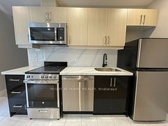 416 Christie Street 1, Toronto, ON M6G 3C6