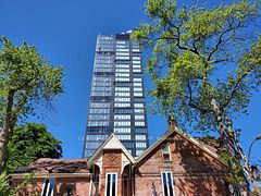 203 College Street 1105, Toronto, ON M5T 1P9