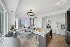 21 Widmer Street 1911, Toronto, ON M5V 0B8