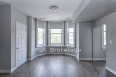 205 Gerrard Street E 7, Toronto, ON M5A 2E7