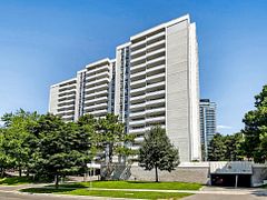 10 Parkway Forest Drive 1111, Toronto, ON M2J 1L3