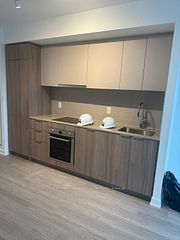 15 David Solomon Drive 1307, Toronto, ON M3C 1E7