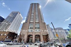 55 Centre Avenue 702, Toronto, ON M5G 1R4