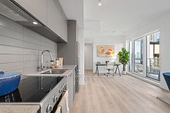 101 Roehampton Avenue 411, Toronto, ON M4P 2W2