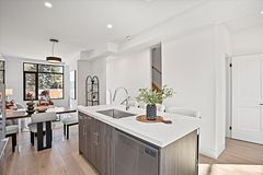 3 Heydon Park Road Main/Upper, Toronto, ON M6J 2C7