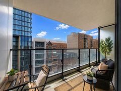 77 Shuter Street 607, Toronto, ON M5B 0B8