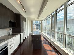 30 Nelson Street 1504, Toronto, ON M5V 0H5