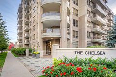 19 Barberry Place 513, Toronto, ON M2K 3E3