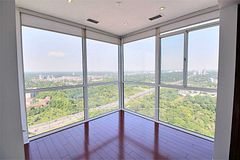 7 Concorde Place 3709, Toronto, ON M3C 3N4