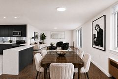 110 St Clair Avenue W 902, Toronto, ON M4V 1N4