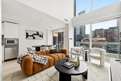 18 Maitland Terrace 405, Toronto, ON M4Y 0H2