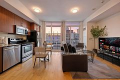 65 Bremner Boulevard 4007, Toronto, ON M5J 0A7