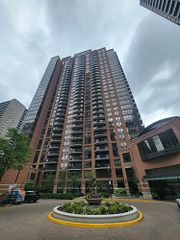 33 Sheppard Avenue E 3202, Toronto, ON M2N 7K1