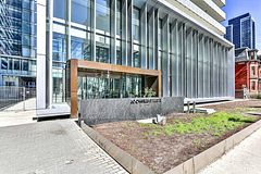 50 Charles Street E 5004, Toronto, ON M4Y 1T1
