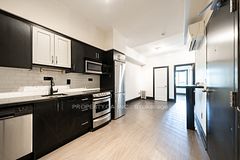 960 Queen Street W 3, Toronto, ON M6J 1G8