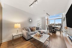 775 King Street W 425, Toronto, ON M5V 2K3