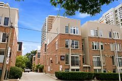 415 Jarvis Street 301, Toronto, ON M4Y 3C1