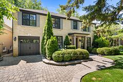 17 Noel Avenue, Toronto, ON M4G 1B2