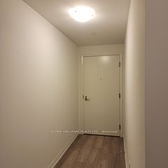 400 King Street W 1701, Toronto, ON M5V 0X8