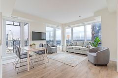 28 Freeland St. Street 4007, Toronto, ON M5E 0E3
