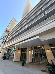 2221 Yonge Street 2403, Toronto, ON M4S 0B8