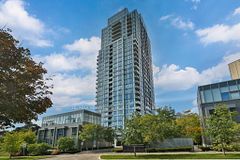 18 Graydon Hall Drive 301, Toronto, ON M3A 0A4