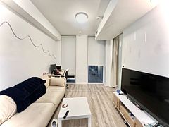 28 Wellesley Street E 1106, Toronto, ON M4Y 0C4