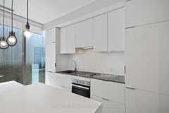 5 St Joseph Street 306, Toronto, ON M4Y 0B6