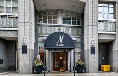 438 Richmond Street W 921, Toronto, ON M5V 3S6