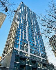 65 Mutual Street 3201, Toronto, ON M5B 0E5