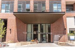 10 Oak Street 2003, Toronto, ON M5A 0Z1
