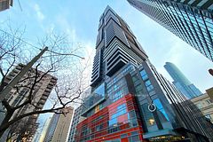 7 Grenville Street W 5203, Toronto, ON M4Y 0E9