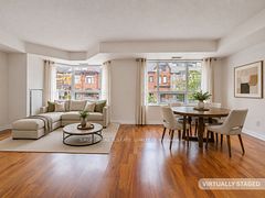 18 Beverley Street 209, Toronto, ON M5T 3L2