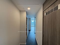 75 Billes Heights 2106, Toronto, ON M2K 0J8