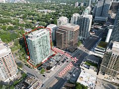 26 Norton Avenue Ph 11, Toronto, ON M2N 0C6