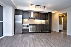300 Front Street W 1004, Toronto, ON M5V 0E9