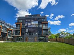 75 Curlew Drive 17, Toronto, ON M3A 0A9