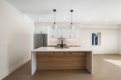 131 Dovercourt Road 2nd Floor, Toronto, ON M6J 3C5