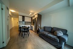 543 Richmond Street W 725, Toronto, ON M5V 0W9