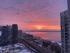 85 Queens Wharf Road 4112, Toronto, ON M5V 0J9