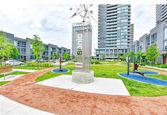 6 Sonic Way N501, Toronto, ON M3C 0P1
