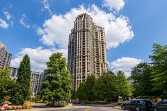 80 Harrison Garden Boulevard 1019, Toronto, ON M2N 7E3