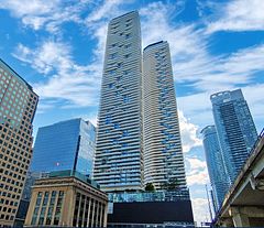 100 Harbour Street 6002, Toronto, ON M5J 2T5