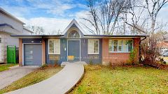 1 Malabar Place, Toronto, ON M3B 1A4