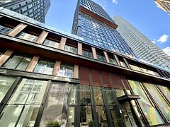 82 Dalhousie Street Lph 10, Toronto, ON M5B 0C5