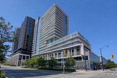 72 Esther Shiner Boulevard 2102, Toronto, ON M2K 0C4