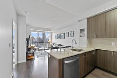225 Sackville Street 1405, Toronto, ON M5A 3H1