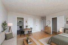 525 Eglinton Avenue E 900, Toronto, ON M4P 1N5