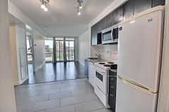 15 Fort York Boulevard 711, Toronto, ON M5V 3Y4